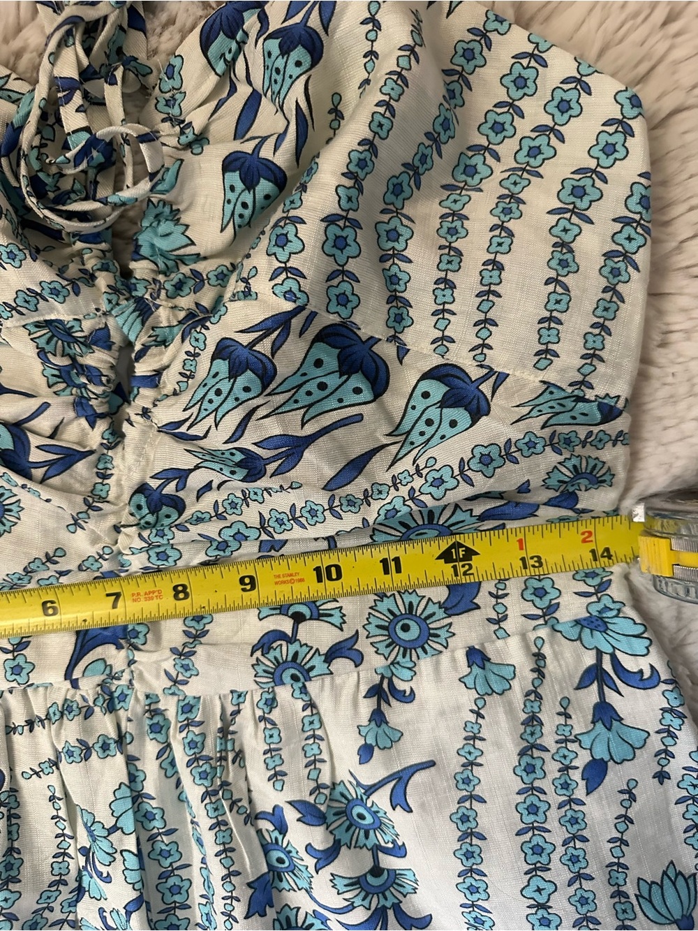 Cupshe White and Blue Floral Strapless Jumpsuit - Picture 7 of 12
